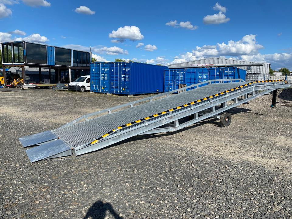Verladerampe 8t Verzinkt Containerrampe LKW Rampe Vorführmodell *INKL.19% MWST*SOFORT VERFÜGBAR!* - منحدر تحميل: صورة 1 Verladerampe 8t Verzinkt Containerrampe LKW Rampe Vorführmodell *INKL.19% MWST*SOFORT VERFÜGBAR!* - منحدر تحميل: صورة 1
