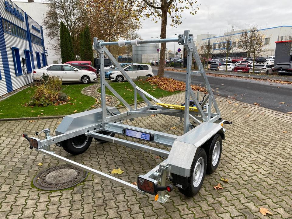 مقطورة بكرة الكابل Vermietung / Kabelanhänger 3500KG E-Winde / Nutzlast 2825KG / Kabeltrommel-Anhänger / Glasfaser/ 3 Tage: صورة 6