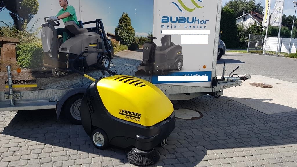 KÄRCHER KM 85/50 W P Benzin HONDA - كناسة المناطق الصناعية: صورة 2 KÄRCHER KM 85/50 W P Benzin HONDA - كناسة المناطق الصناعية: صورة 2