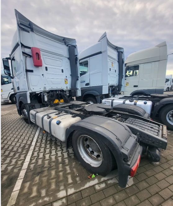 Mercedes-Benz ACTROS 1845 mega - وحدة جر: صورة 4 Mercedes-Benz ACTROS 1845 mega - وحدة جر: صورة 4