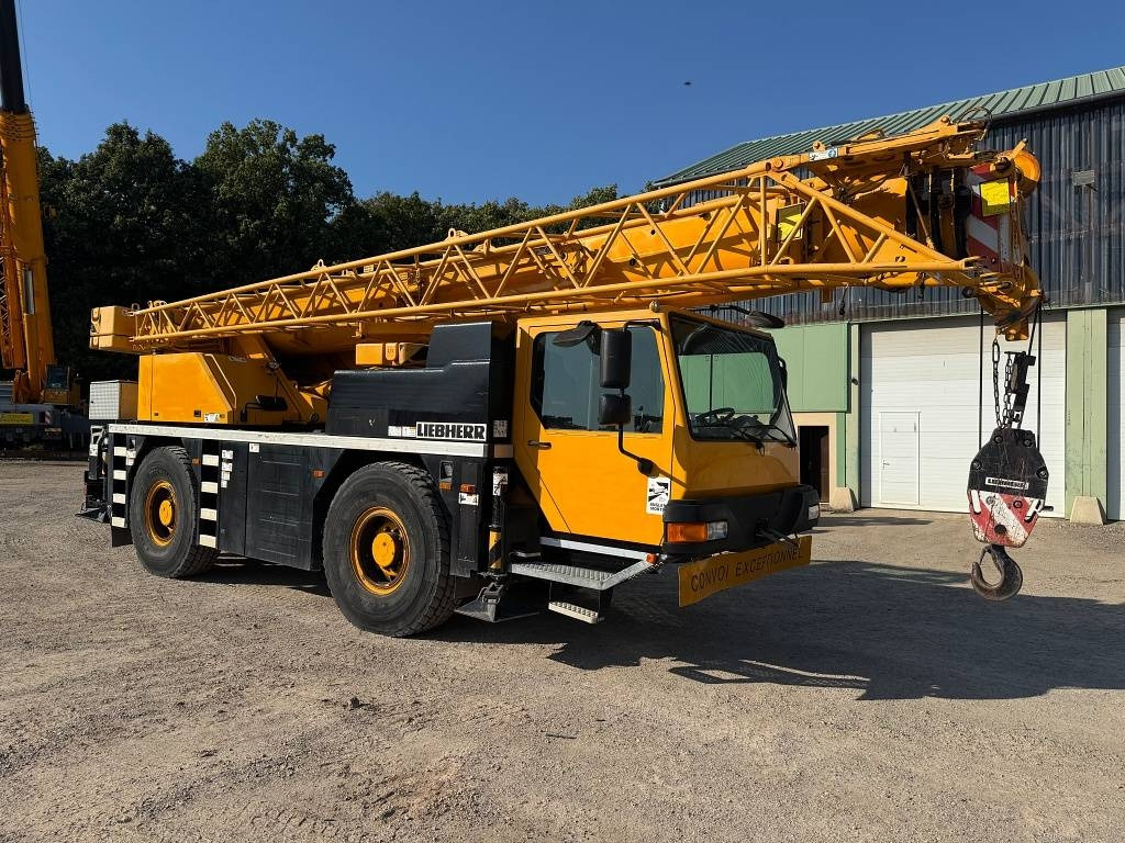 Liebherr LTM 1030-2.1 - موبايل كرين: صورة 1 Liebherr LTM 1030-2.1 - موبايل كرين: صورة 1