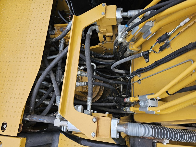 حفار زحاف CATERPILLAR 323-07B: صورة 12