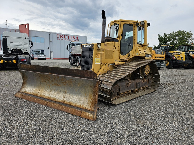 CATERPILLAR D4H - جرافة: صورة 1 CATERPILLAR D4H - جرافة: صورة 1