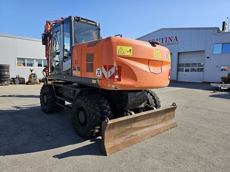 Hitachi ZX190W-3 - حفارة دولاب: صورة 2 Hitachi ZX190W-3 - حفارة دولاب: صورة 2