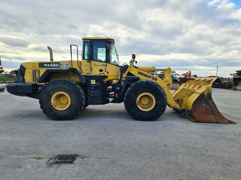 Komatsu WA480-5 - اللودر بعجل: صورة 5 Komatsu WA480-5 - اللودر بعجل: صورة 5