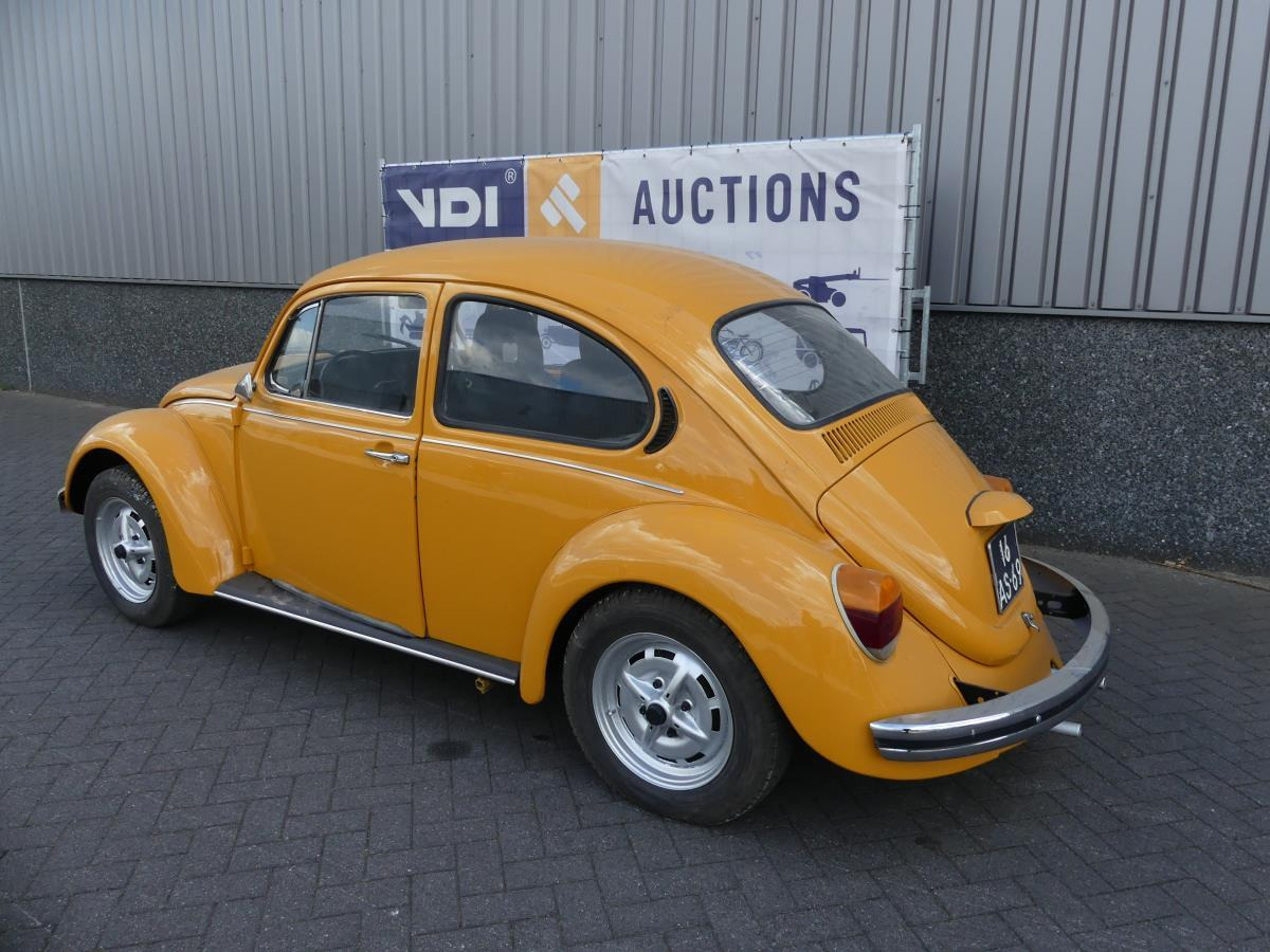 Volkswagen Käfer 111011 - سيارة: صورة 4 Volkswagen Käfer 111011 - سيارة: صورة 4