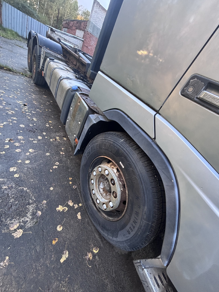 VOLVO FH16 - 580 - شاحنة ذات خطاف: صورة 3 VOLVO FH16 - 580 - شاحنة ذات خطاف: صورة 3