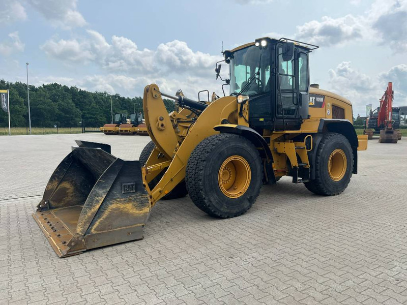Cat 926M - اللودر بعجل: صورة 1 Cat 926M - اللودر بعجل: صورة 1