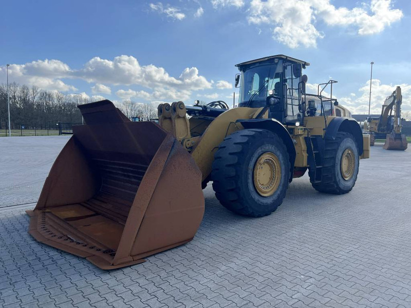 Cat 982M - اللودر بعجل: صورة 1 Cat 982M - اللودر بعجل: صورة 1