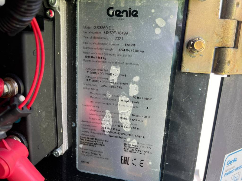 رافعة هيدروليكية مقصية Genie GS 3369 DC: صورة 6