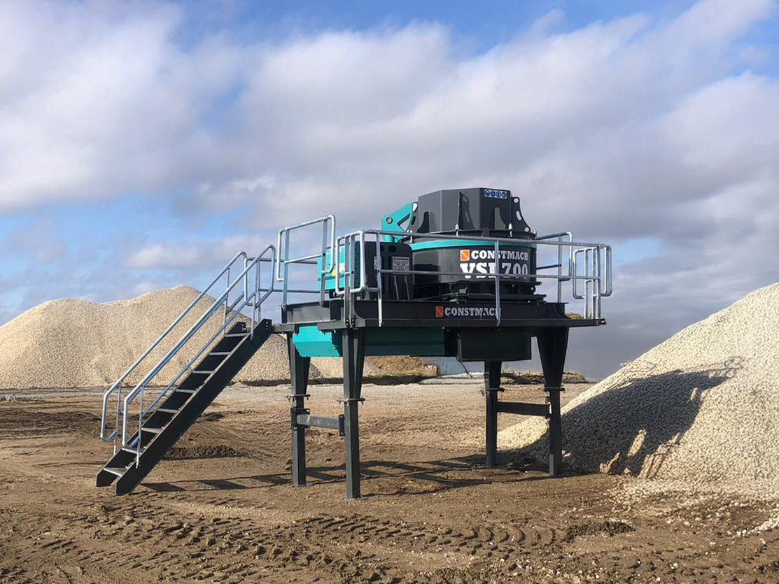 Constmach Concasseur De Pierre À Impact À Axe Vertical 190-250 TPH - كسارة التصادمية: صورة 4 Constmach Concasseur De Pierre À Impact À Axe Vertical 190-250 TPH - كسارة التصادمية: صورة 4