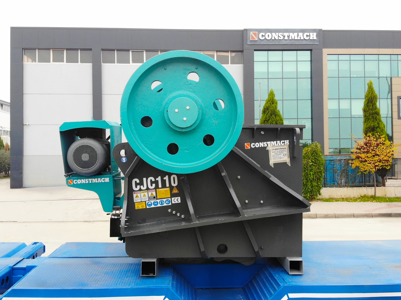 Constmach Delivery Of 60-110 Tph Jaw Crushers In Stock - كسارة فكية: صورة 2 Constmach Delivery Of 60-110 Tph Jaw Crushers In Stock - كسارة فكية: صورة 2