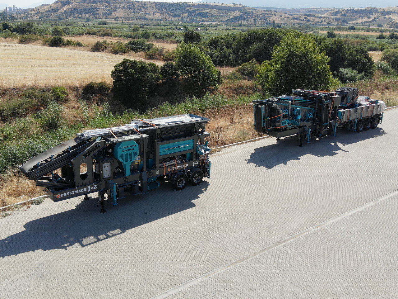 Constmach Mobile Impact Crushing And Screening Plant With Capacity Of 150-200 Tons - كسارة متحركه: صورة 2 Constmach Mobile Impact Crushing And Screening Plant With Capacity Of 150-200 Tons - كسارة متحركه: صورة 2