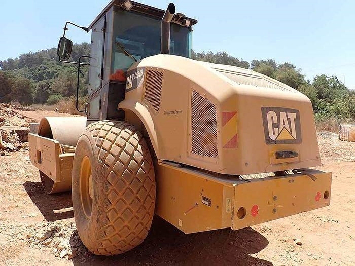 CAT CS64B - لوحة اهتزازية: صورة 5 CAT CS64B - لوحة اهتزازية: صورة 5