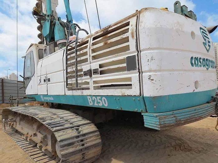 Casagrande B250 - برج الحفر: صورة 3 Casagrande B250 - برج الحفر: صورة 3