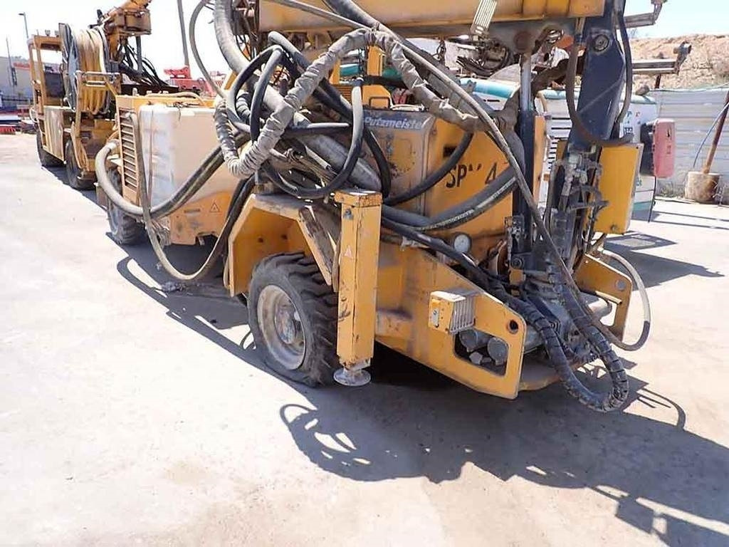 Putzmeister SPM4210 - معدات الخرسانة: صورة 3 Putzmeister SPM4210 - معدات الخرسانة: صورة 3