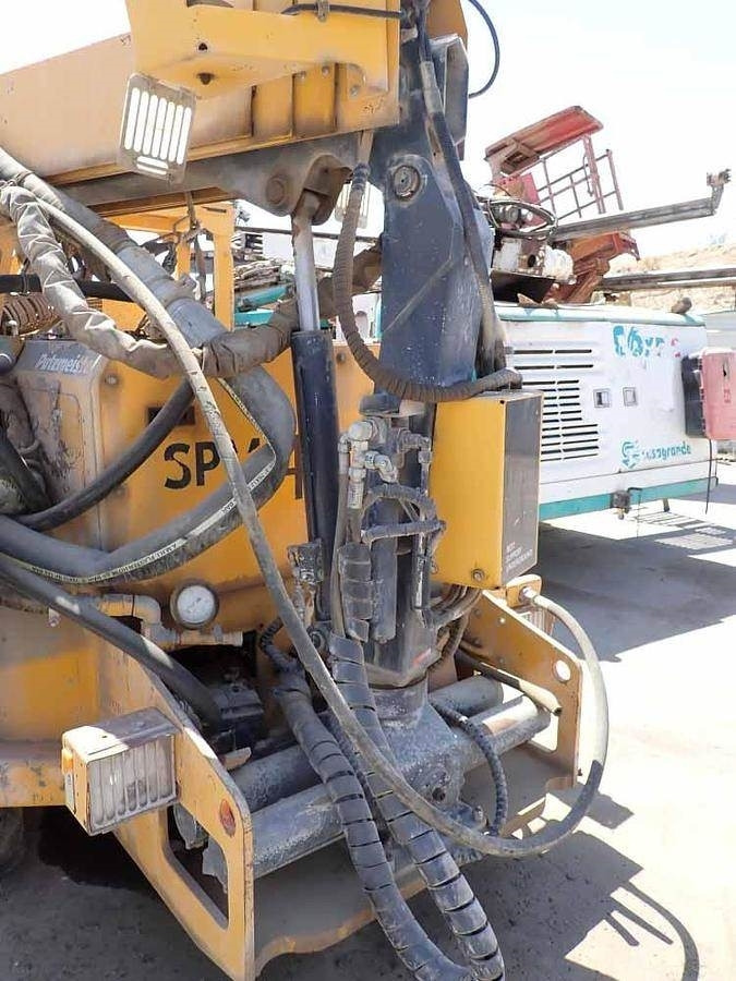 Putzmeister SPM4210 - معدات الخرسانة: صورة 4 Putzmeister SPM4210 - معدات الخرسانة: صورة 4