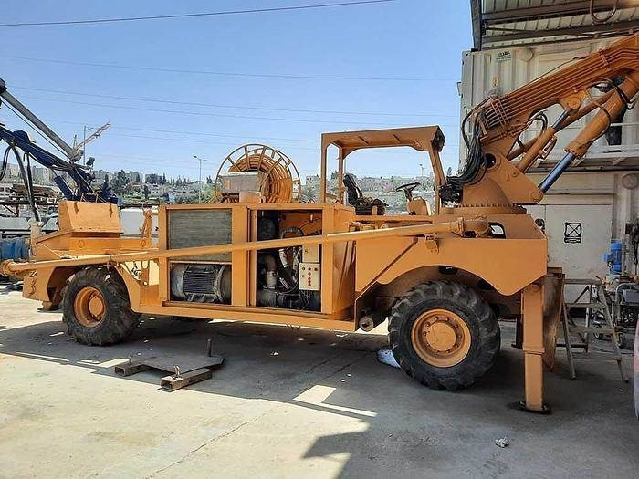 SIKA PUTZMESITER PM500P  - معدات الخرسانة: صورة 1 SIKA PUTZMESITER PM500P  - معدات الخرسانة: صورة 1