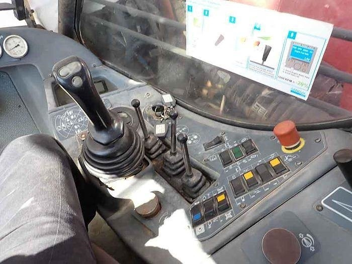 برج الحفر Sandvik DX800: صورة 21 برج الحفر Sandvik DX800: صورة 21