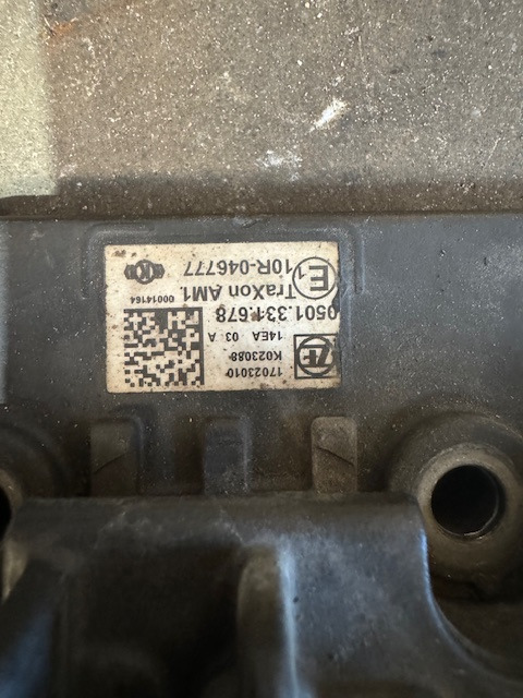 ZF Getriebesteller Oberteil TRAXON Deckel 0501331678 - علبة التروس و قطع الغيار - شاحنة: صورة 3 ZF Getriebesteller Oberteil TRAXON Deckel 0501331678 - علبة التروس و قطع الغيار - شاحنة: صورة 3