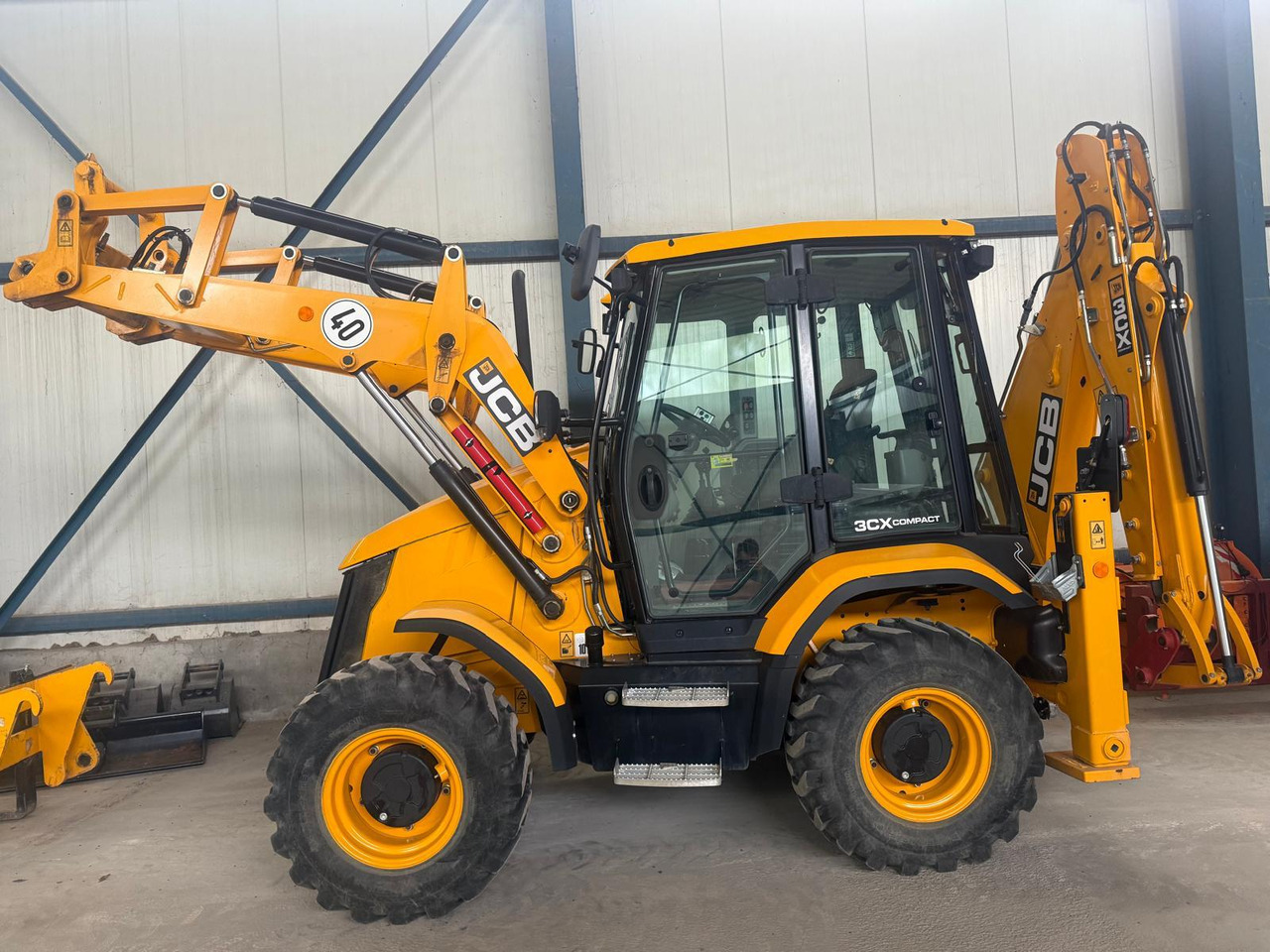 JCB 3CX Compact - جرافة حفار: صورة 1 JCB 3CX Compact - جرافة حفار: صورة 1