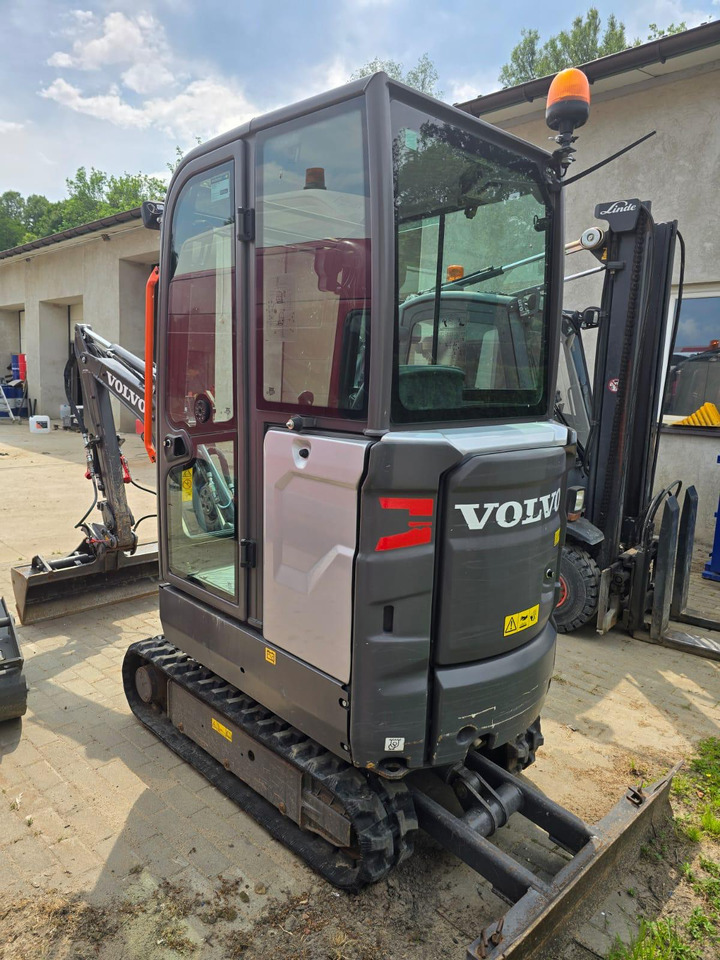 VOLVO EC 18 E - حفارة مُصَّغرة: صورة 4 VOLVO EC 18 E - حفارة مُصَّغرة: صورة 4