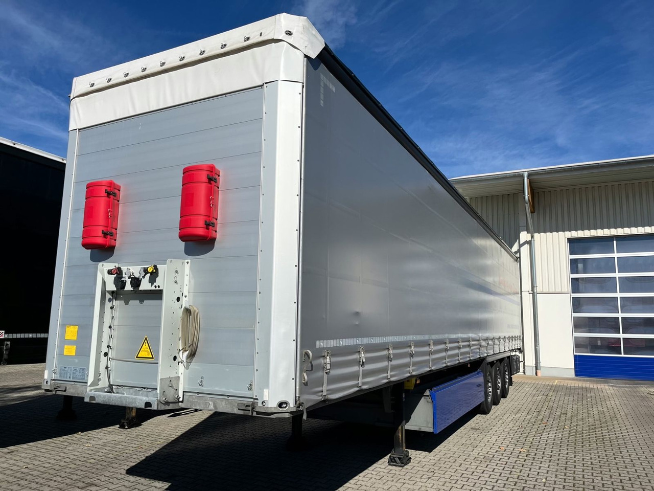 Schmitz Cargobull SCS 24 Bordwand - نصف مقطورة ستارة: صورة 2 Schmitz Cargobull SCS 24 Bordwand - نصف مقطورة ستارة: صورة 2