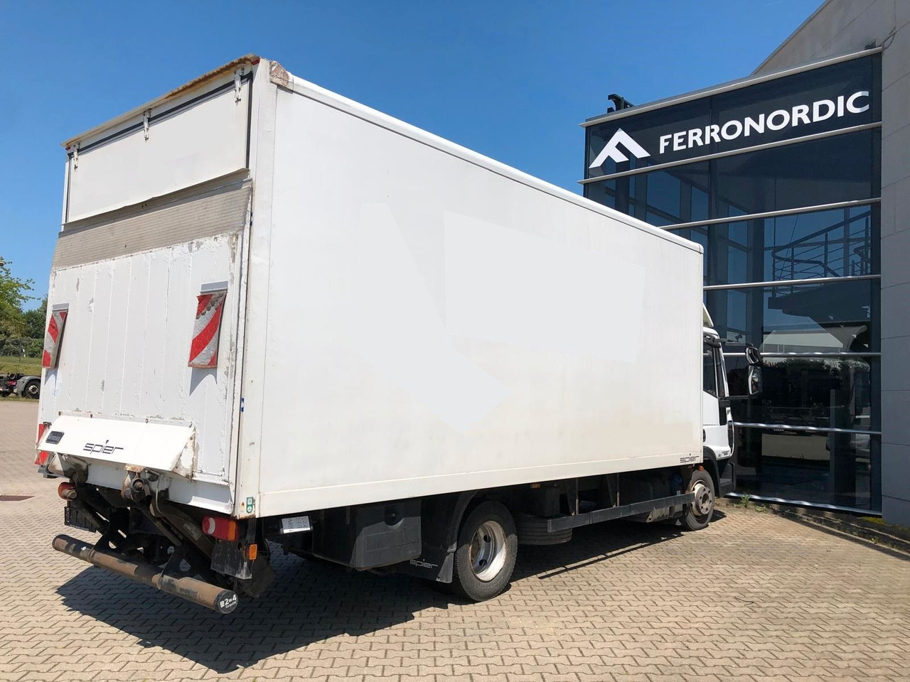Iveco 75 E 190 Koffer*LBW*Schalter*Blatt/Luft*Klima - شاحنة مغلقة الصندوق: صورة 3 Iveco 75 E 190 Koffer*LBW*Schalter*Blatt/Luft*Klima - شاحنة مغلقة الصندوق: صورة 3