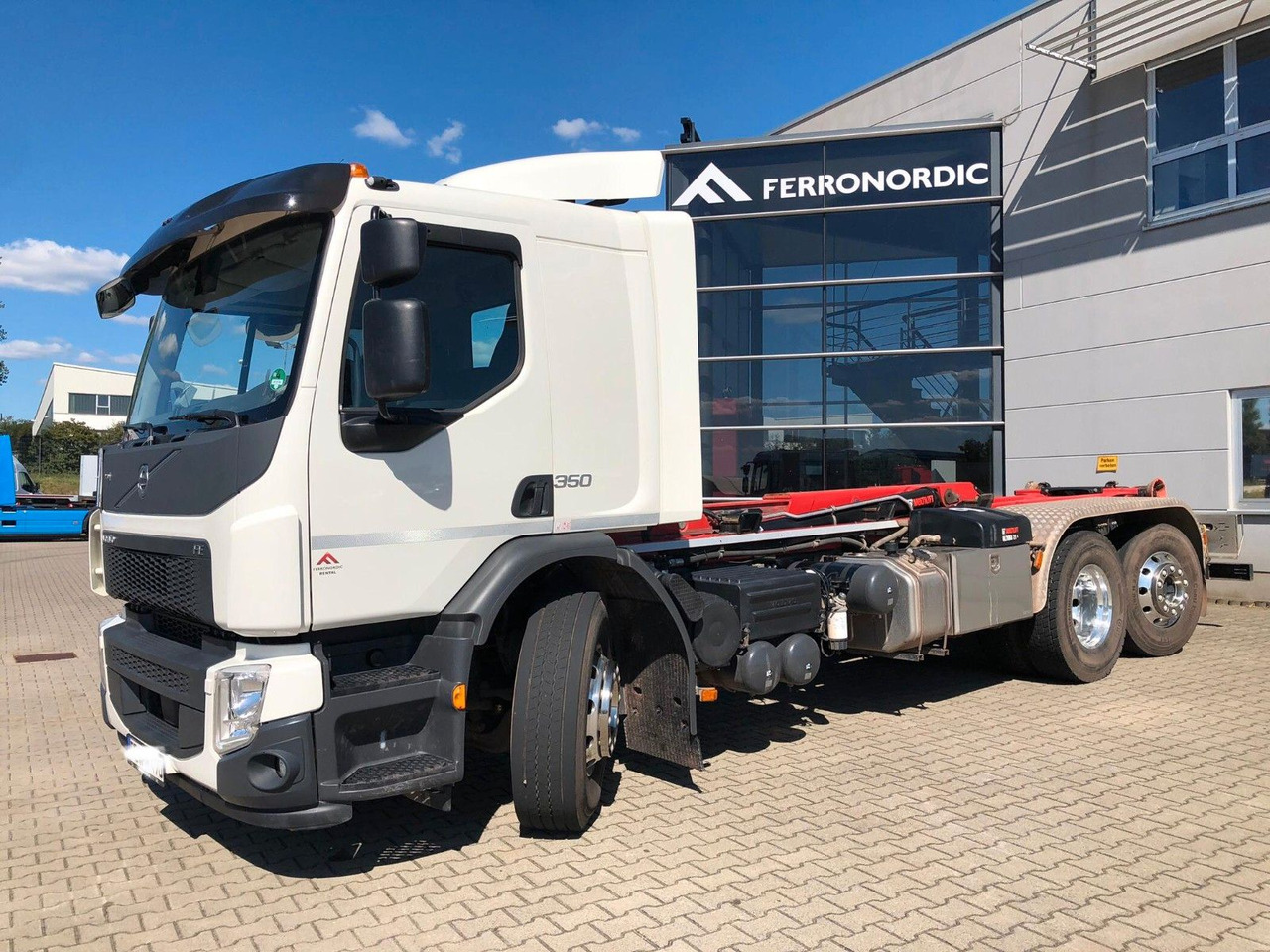 Volvo FE 350 6x2 Lenkachse*Alufelgen*HIAB*AHK*Klima - شاحنة ذات خطاف: صورة 2 Volvo FE 350 6x2 Lenkachse*Alufelgen*HIAB*AHK*Klima - شاحنة ذات خطاف: صورة 2