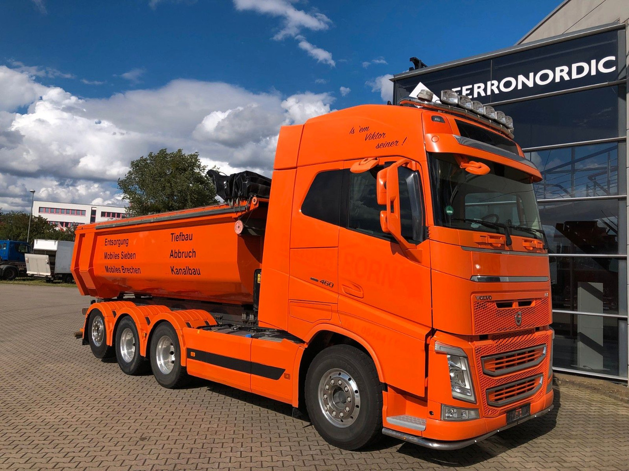 Volvo FH460 8x4 Tridem*Lift+LenkAchse*ALU*AHK*VollLuft - شاحنة قلاب: صورة 3 Volvo FH460 8x4 Tridem*Lift+LenkAchse*ALU*AHK*VollLuft - شاحنة قلاب: صورة 3