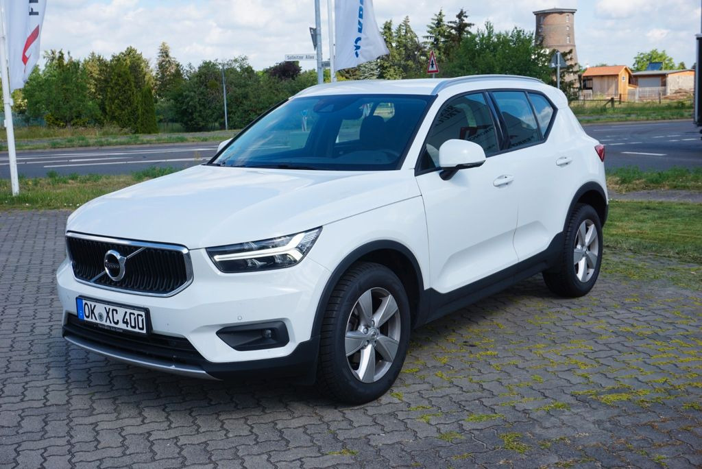 Volvo XC 40 T3 Momentum Pro 2WD - سيارة دفع رباعي: صورة 5 Volvo XC 40 T3 Momentum Pro 2WD - سيارة دفع رباعي: صورة 5