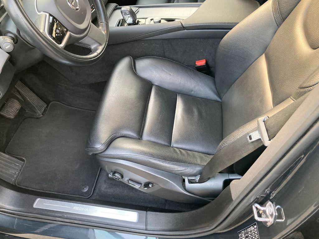 سيارة دفع رباعي Volvo XC 90 T8 7-Sitzer Inscr. Expr. Recharge AWD Volvo XC 90 T8 7-Sitzer Inscr. Expr. Recharge AWD: صورة 9