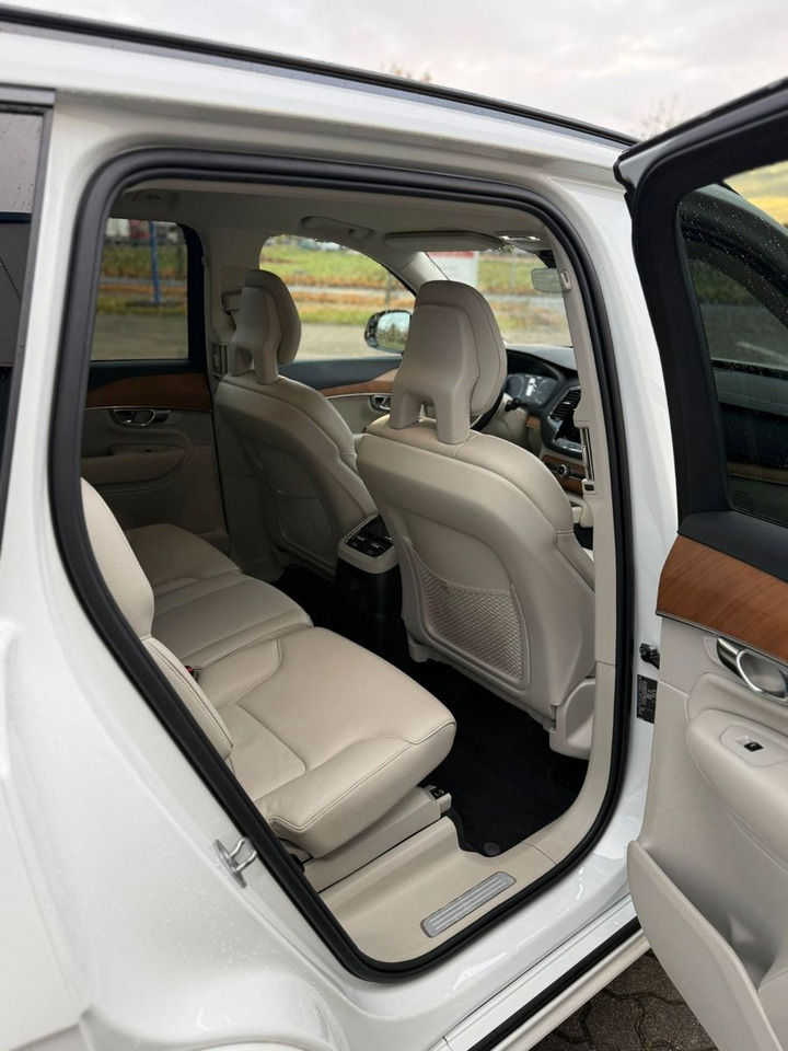 Volvo XC 90 T8 R-Des. Exp. Rech. Pl.-In Hybr. AWD 7-S. - سيارة دفع رباعي: صورة 5 Volvo XC 90 T8 R-Des. Exp. Rech. Pl.-In Hybr. AWD 7-S. - سيارة دفع رباعي: صورة 5