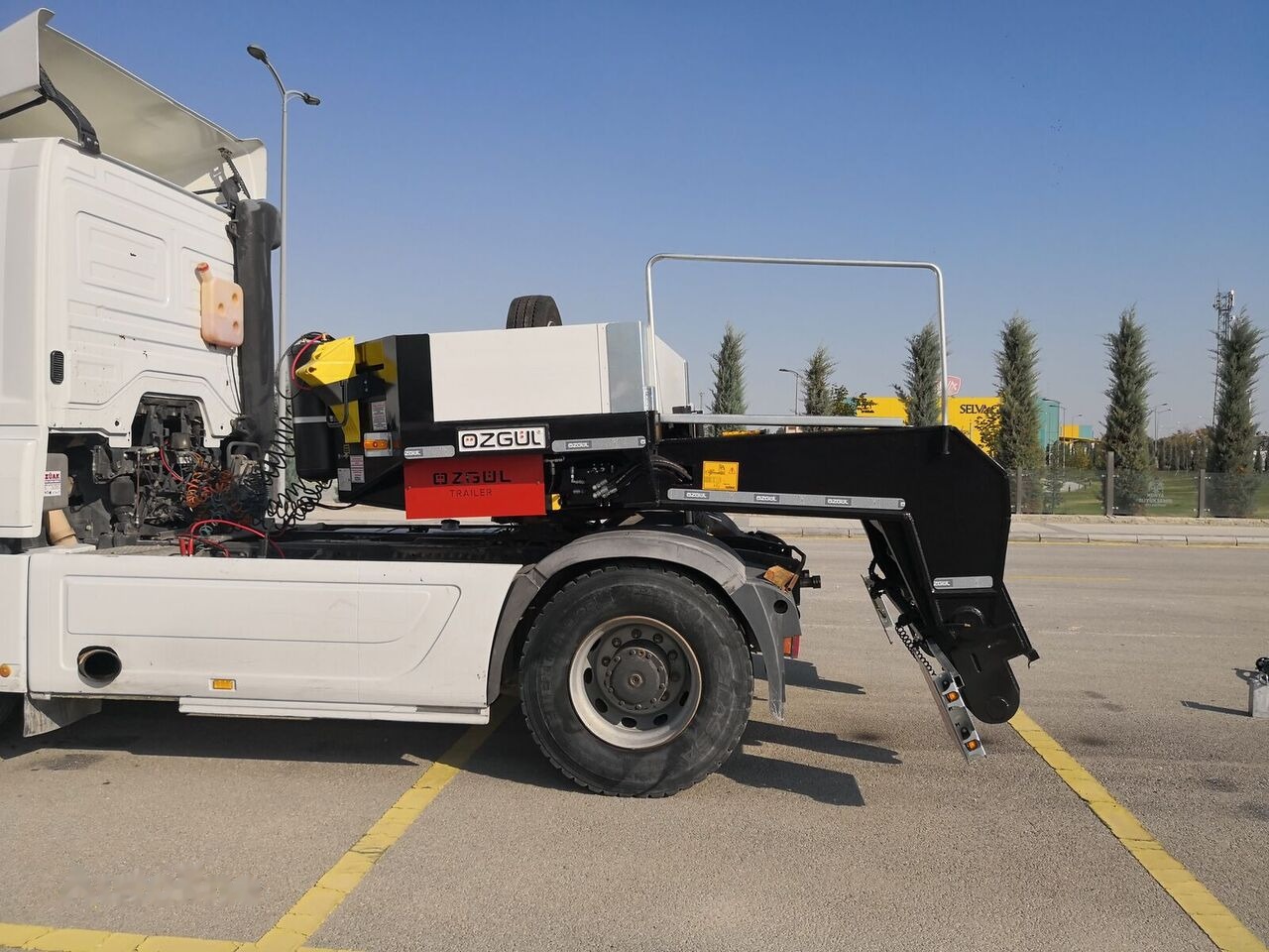 Özgül 2 AXLE LOW LOADER SEMI TRAILER - عربة منخفضة مسطحة نصف مقطورة: صورة 5 Özgül 2 AXLE LOW LOADER SEMI TRAILER - عربة منخفضة مسطحة نصف مقطورة: صورة 5