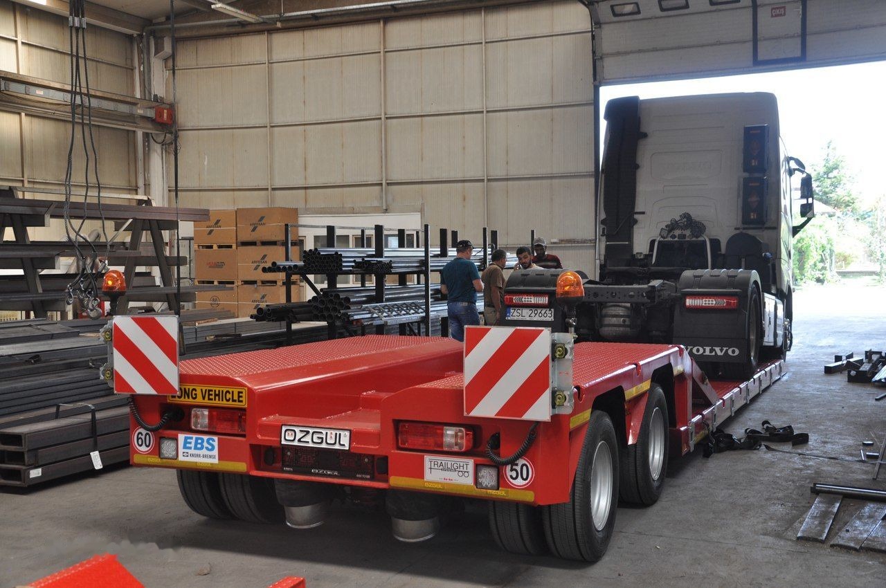 جديدة عربة منخفضة مسطحة نصف مقطورة Özgül 2 AXLE LOW LOADER: صورة 8