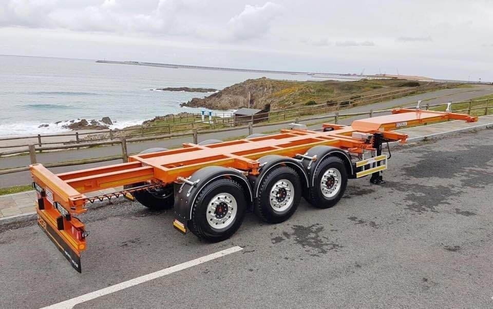 Özgül TELESCOBIC HIGH CUBE CONTAINER CHASSIS - نصف مقطورة لنقل الحاويات: صورة 5 Özgül TELESCOBIC HIGH CUBE CONTAINER CHASSIS - نصف مقطورة لنقل الحاويات: صورة 5