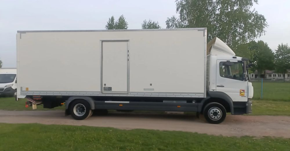 Mercedes-Benz Atego 1218 - شاحنة مقفلة: صورة 4 Mercedes-Benz Atego 1218 - شاحنة مقفلة: صورة 4
