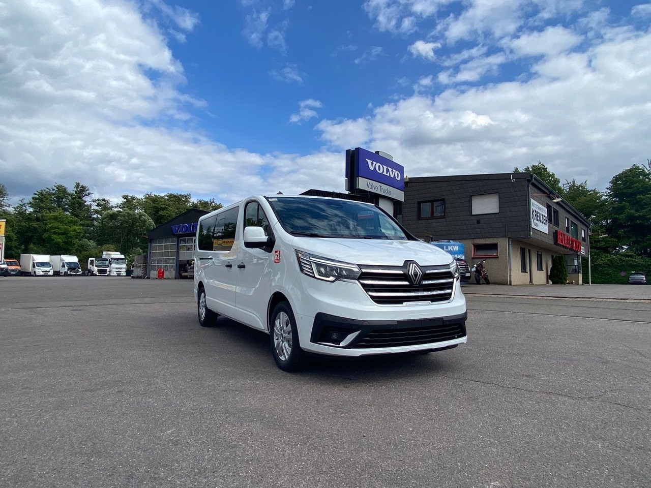 Renault TRAFIC 9-Sitzer L2H1 - حافلة صغيرة, ميكروباص: صورة 2 Renault TRAFIC 9-Sitzer L2H1 - حافلة صغيرة, ميكروباص: صورة 2
