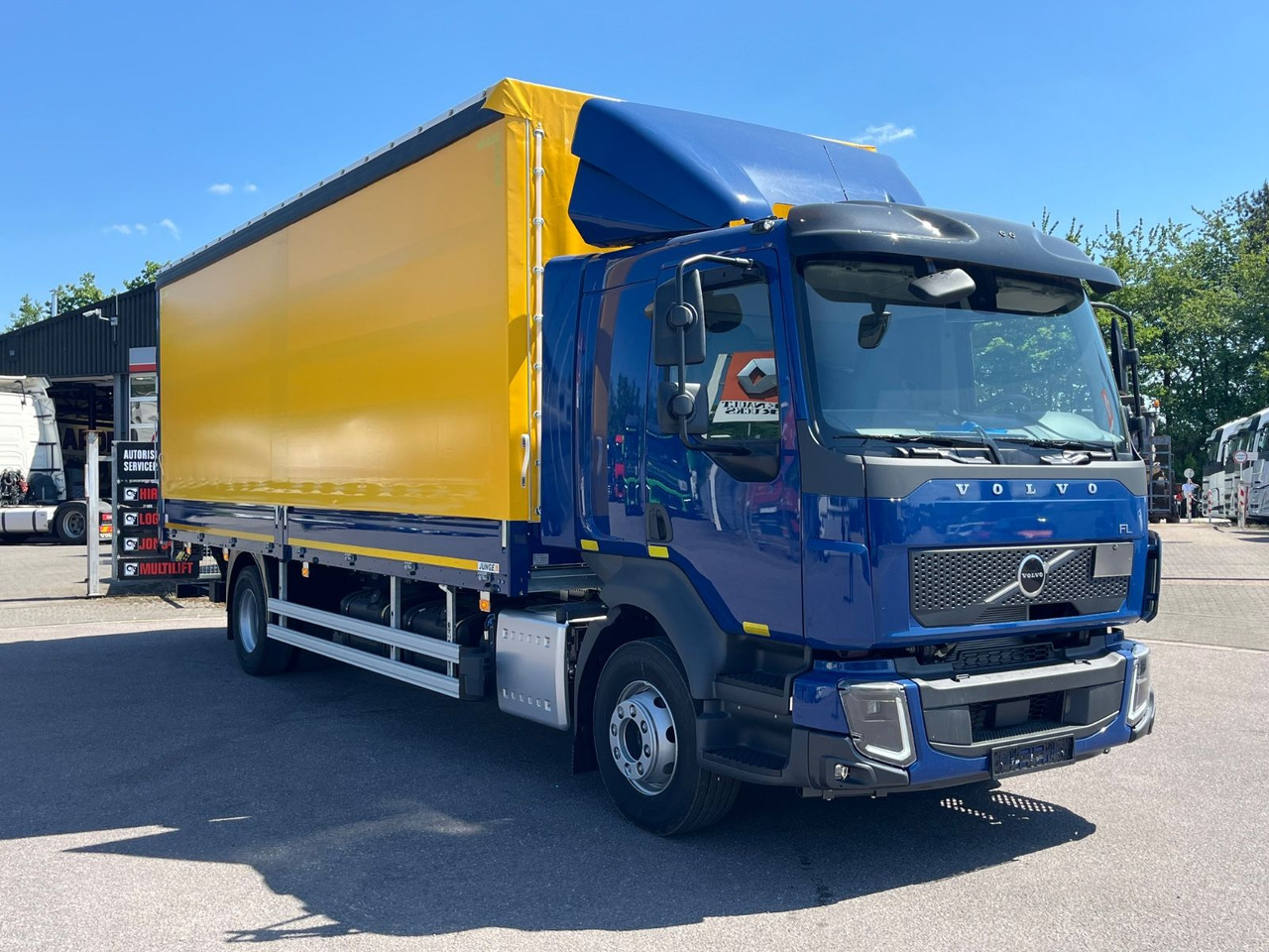 Volvo FL14.245 Junge Schiebeplane - شاحنة ستارة: صورة 3 Volvo FL14.245 Junge Schiebeplane - شاحنة ستارة: صورة 3