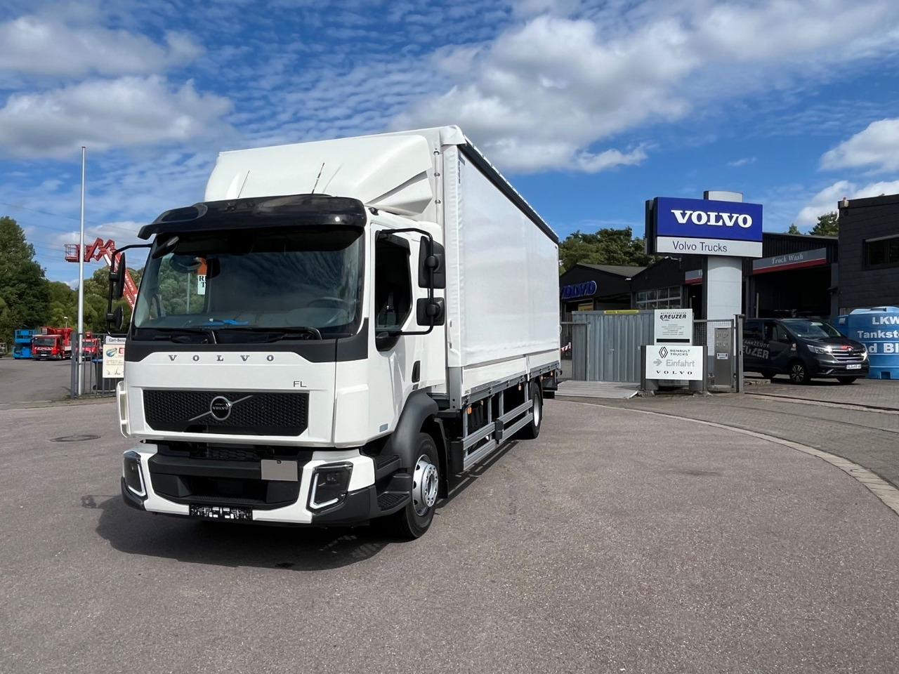Volvo FL16.280 Junge Schiebeplane - شاحنة ستارة: صورة 1 Volvo FL16.280 Junge Schiebeplane - شاحنة ستارة: صورة 1