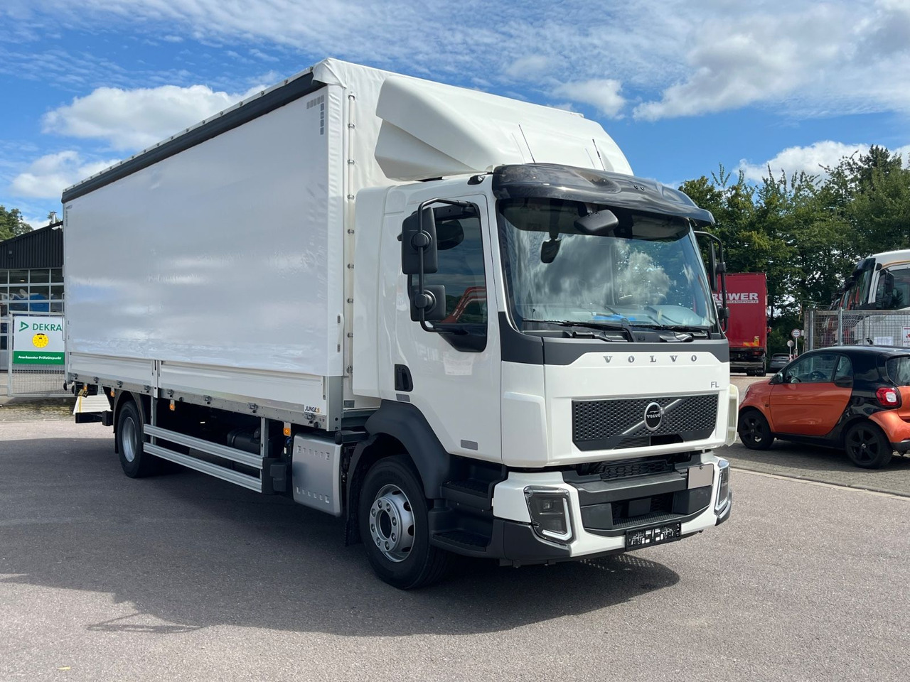 Volvo FL16.280 Junge Schiebeplane - شاحنة ستارة: صورة 3 Volvo FL16.280 Junge Schiebeplane - شاحنة ستارة: صورة 3