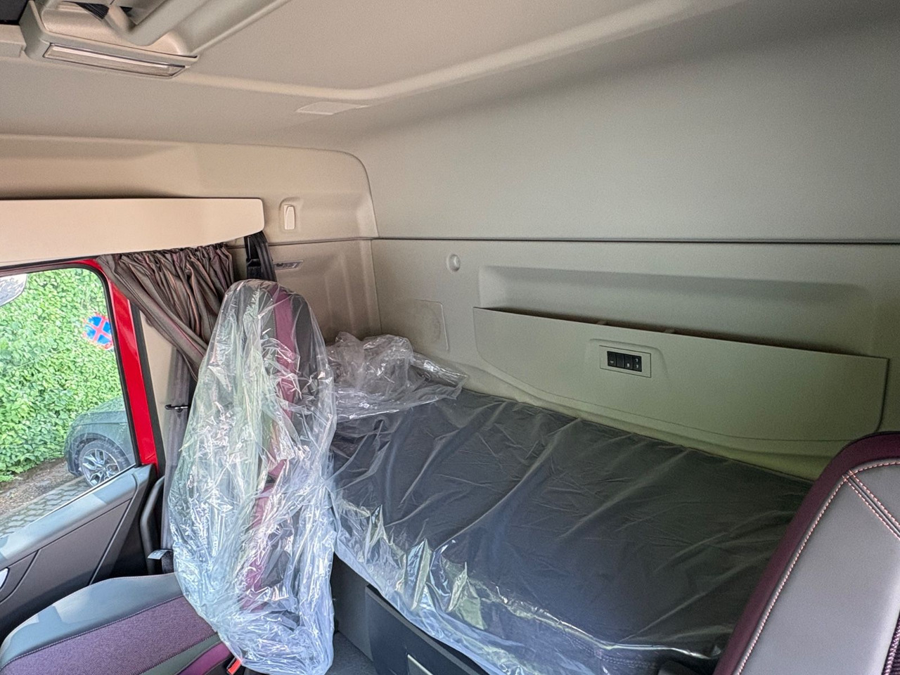 شاحنة قلاب Volvo FMX 500 6x4 BB Retarder Meiller Trigenius D316: صورة 13 شاحنة قلاب Volvo FMX 500 6x4 BB Retarder Meiller Trigenius D316: صورة 13