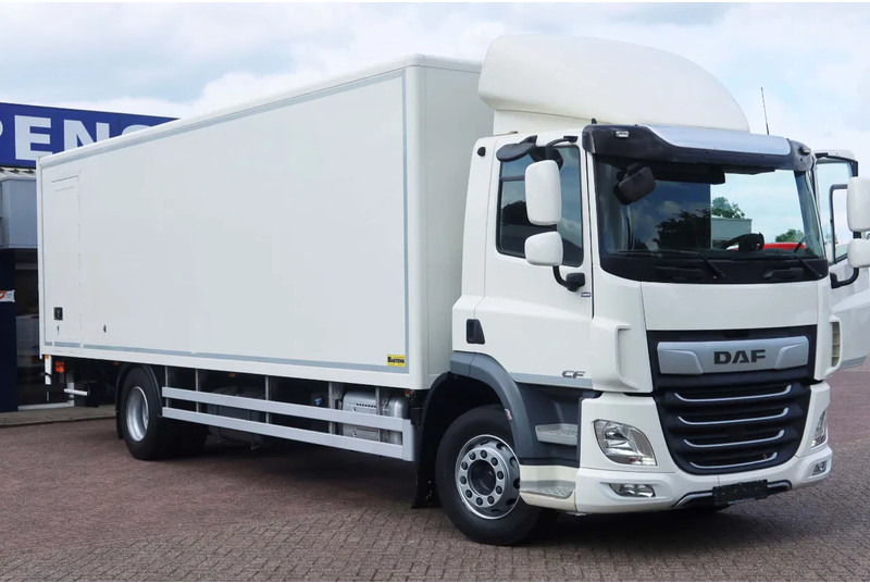 DAF CF 290 Bak+Klep Dhollandia 2.000 kg - شاحنة مقفلة: صورة 2 DAF CF 290 Bak+Klep Dhollandia 2.000 kg - شاحنة مقفلة: صورة 2