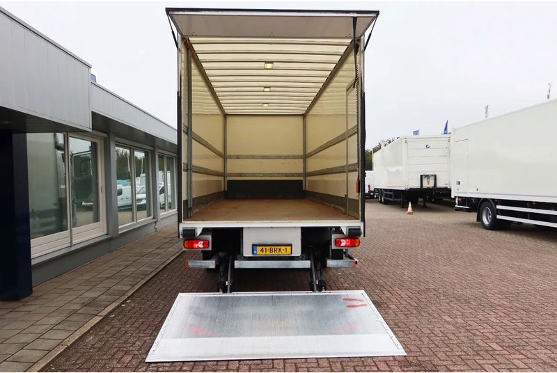 DAF CF 290 Bakwagen+Klep Dhollandia 1500 kg - شاحنة مقفلة: صورة 4 DAF CF 290 Bakwagen+Klep Dhollandia 1500 kg - شاحنة مقفلة: صورة 4