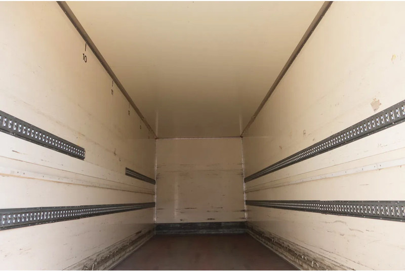 DAF CF 410 Bak+Klep Dhollandia 2.000 kg Slaapcabine - شاحنة مقفلة: صورة 4 DAF CF 410 Bak+Klep Dhollandia 2.000 kg Slaapcabine - شاحنة مقفلة: صورة 4