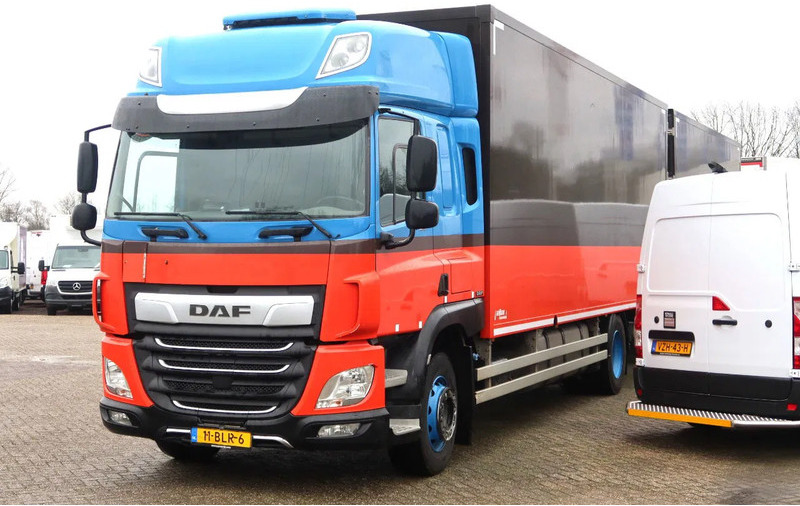 DAF CF 410 Bakwagen + Trailer 2x DHollandia 2000kg 5 stuks in voorraad!! - شاحنة مقفلة: صورة 2 DAF CF 410 Bakwagen + Trailer 2x DHollandia 2000kg 5 stuks in voorraad!! - شاحنة مقفلة: صورة 2
