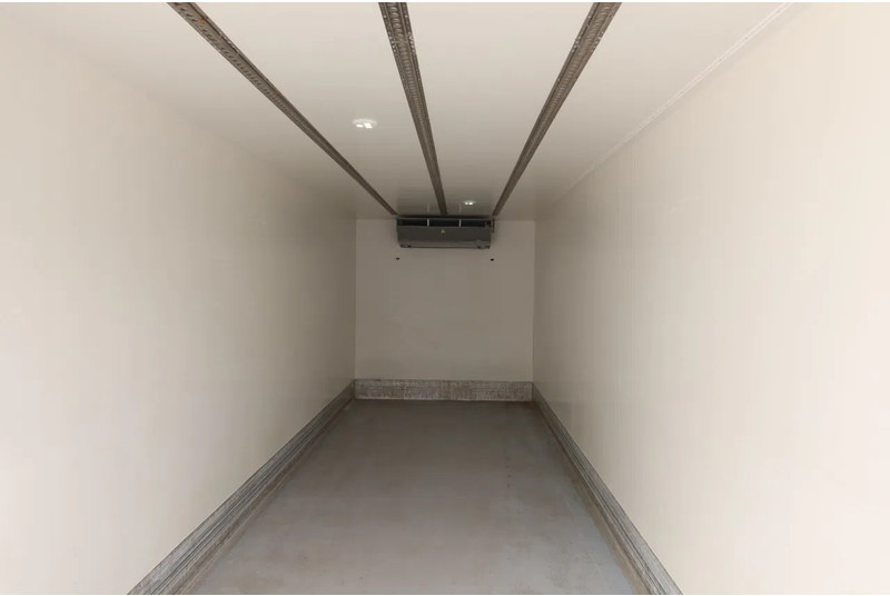 DAF CF 450 8x2 Koel/Vries Carrier Supra 1150 Diesel/Electric FRC 10/2027 - شاحنة الفريزر: صورة 4 DAF CF 450 8x2 Koel/Vries Carrier Supra 1150 Diesel/Electric FRC 10/2027 - شاحنة الفريزر: صورة 4