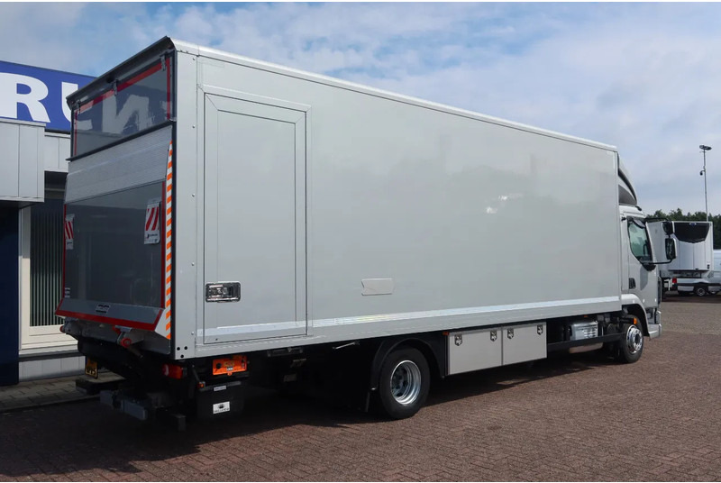 DAF LF 210 FA Zilver metallic bak + klep Dhollandia 1500 kg + rol stops, Comfort cabine. - شاحنة مقفلة: صورة 3 DAF LF 210 FA Zilver metallic bak + klep Dhollandia 1500 kg + rol stops, Comfort cabine. - شاحنة مقفلة: صورة 3