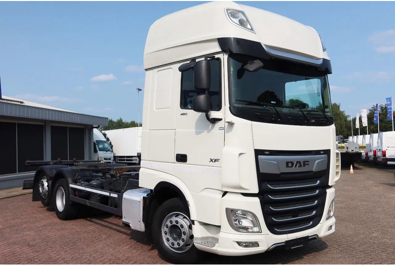 DAF XF 106.480 BDF Super Space CAb 6X2 FAN - شاحنة هيكل كابينة: صورة 2 DAF XF 106.480 BDF Super Space CAb 6X2 FAN - شاحنة هيكل كابينة: صورة 2