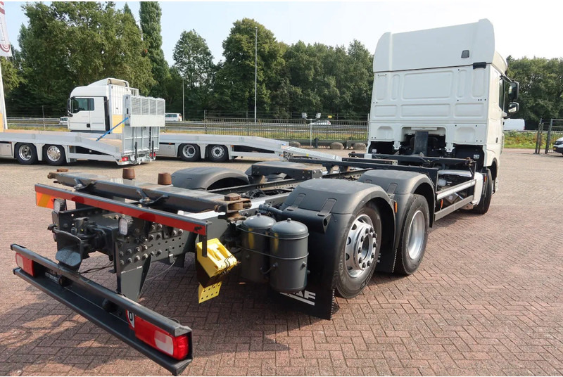 DAF XF 106.480 BDF Super Space CAb 6X2 FAN - شاحنة هيكل كابينة: صورة 3 DAF XF 106.480 BDF Super Space CAb 6X2 FAN - شاحنة هيكل كابينة: صورة 3